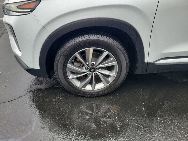 Used 2020 Hyundai Santa Fe SEL w/ Convenience Package image 18