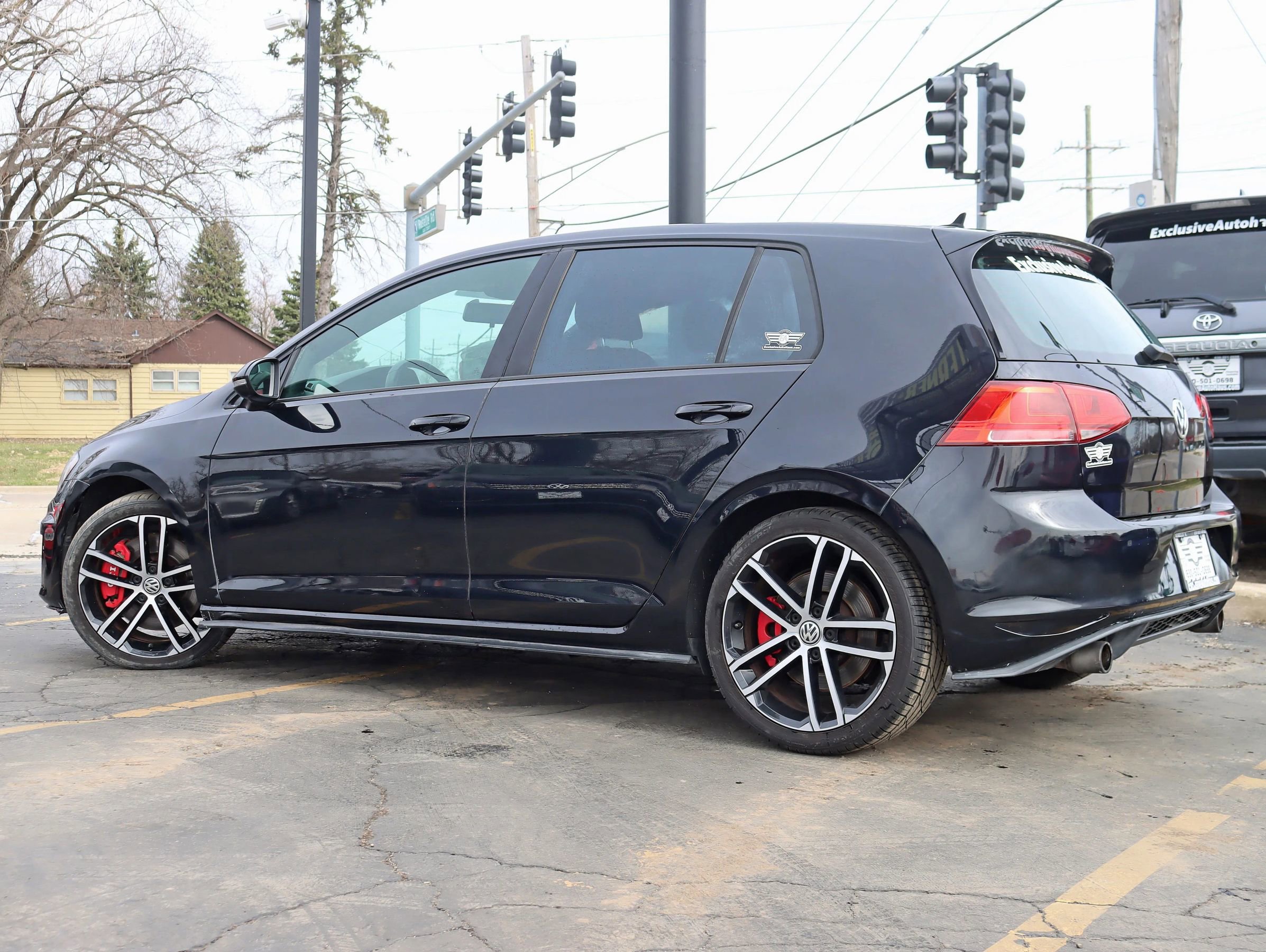 Used 2017 Volkswagen GTI Sport FWD image 12