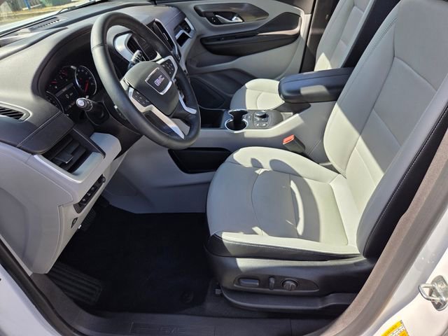 Used 2023 GMC Terrain SLT w/ Tech Package image 11
