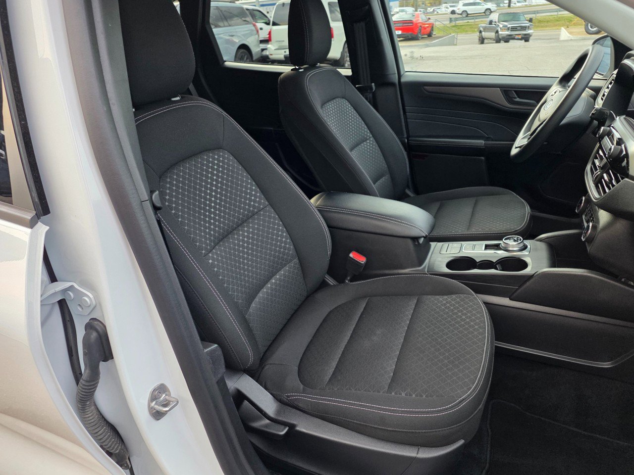 Used 2025 Ford Escape Active image 14