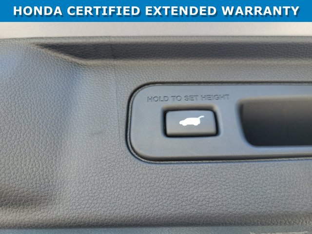 Certified 2025 Honda Pilot TrailSport image 16