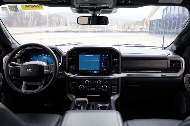 Used 2025 Ford F150 Lariat w/ Equipment Group 501A Mid image 16