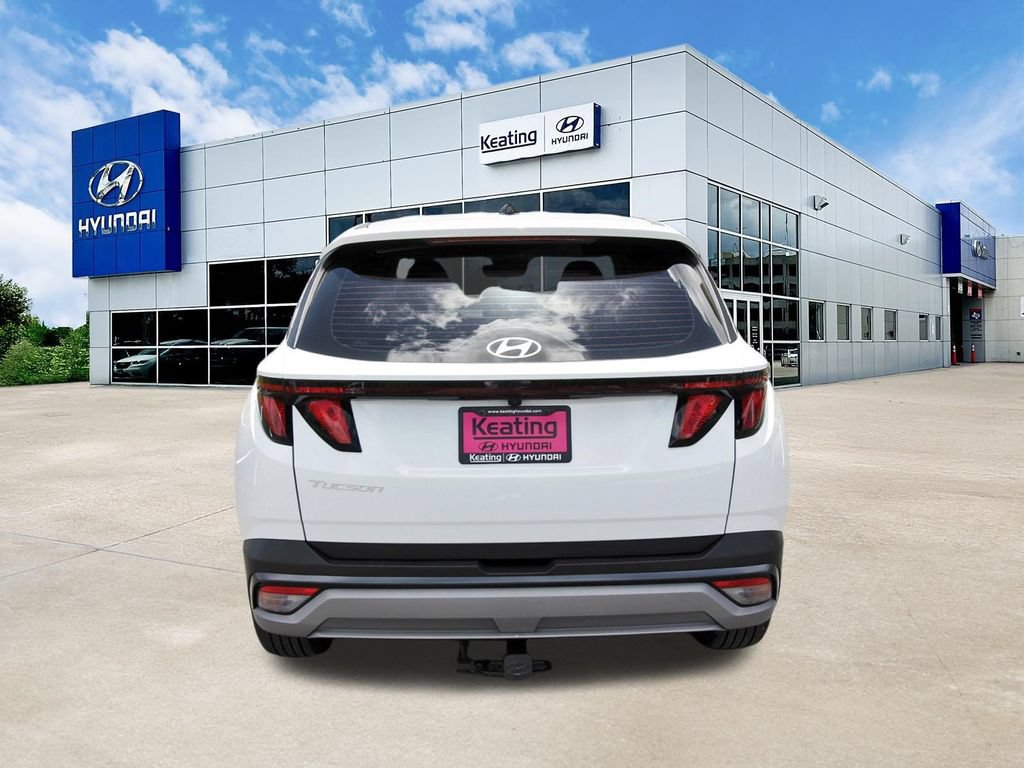 Certified 2026 Hyundai Tucson SE FWD image 6