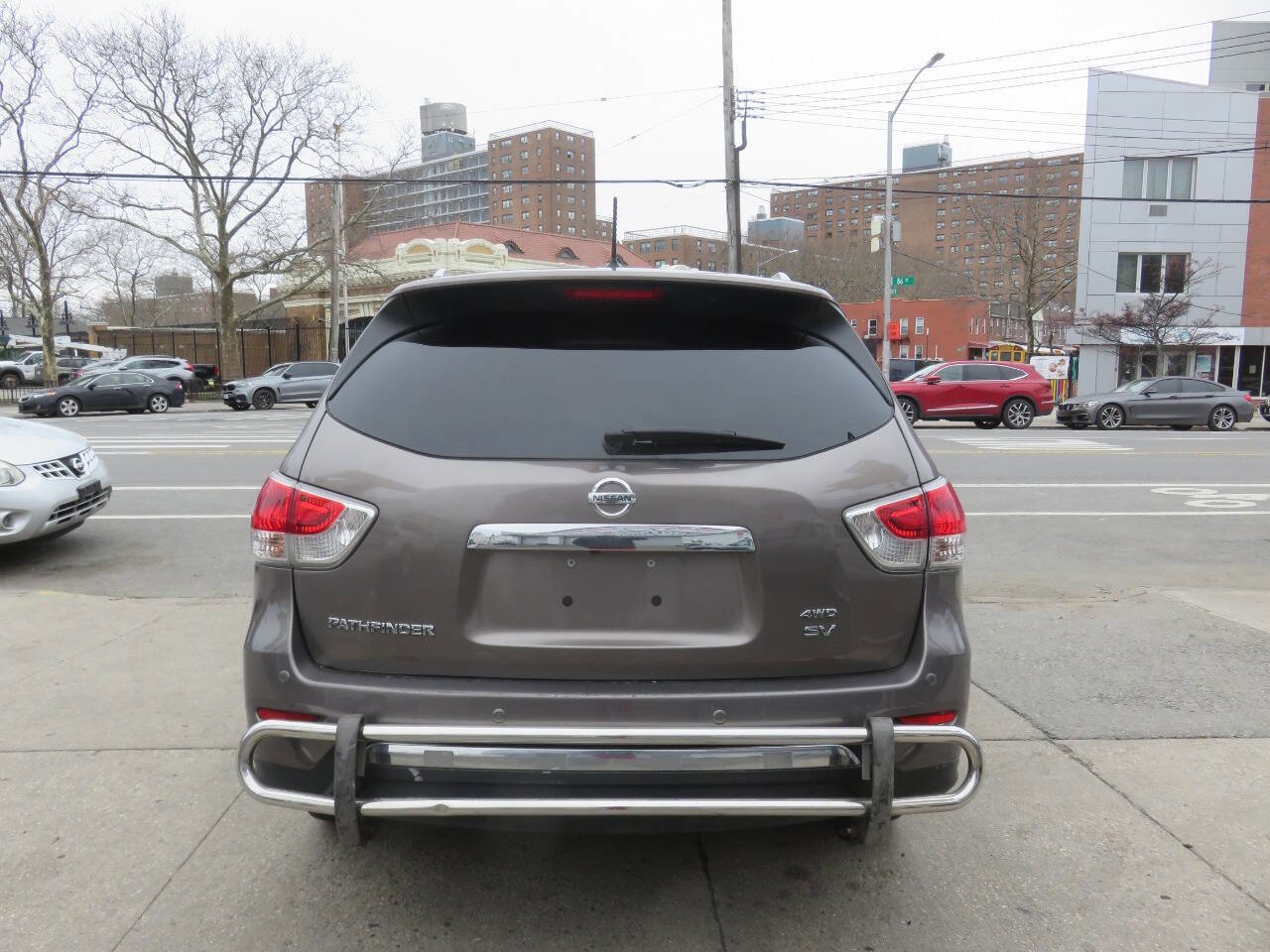 Used 2013 Nissan Pathfinder SV image 9