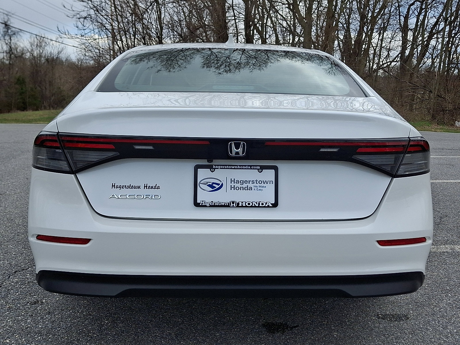 Used 2023 Honda Accord EX image 5