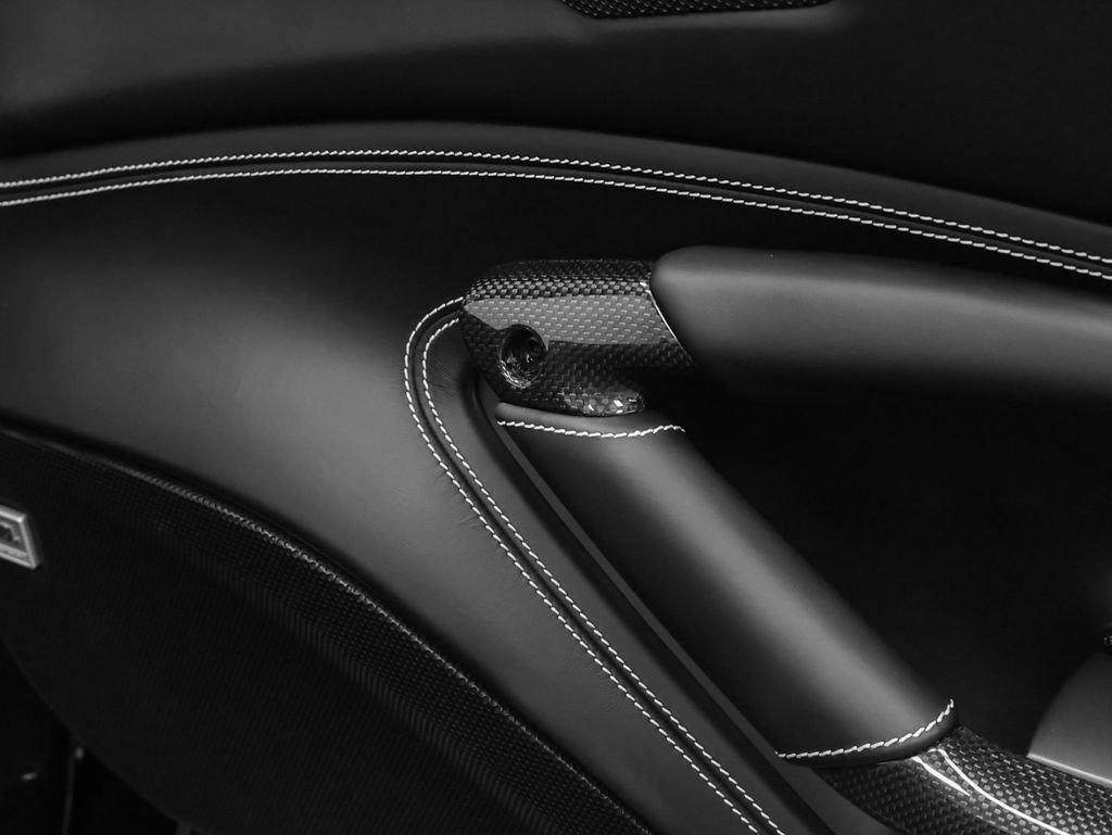 Certified 2021 Ferrari F8 Tributo RWD image 29