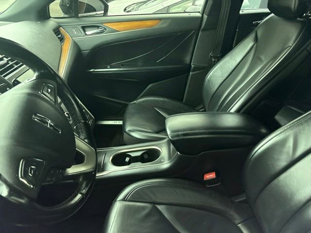 Used 2018 Lincoln MKC Select w/ Select Plus Package AWD/4WD image 10