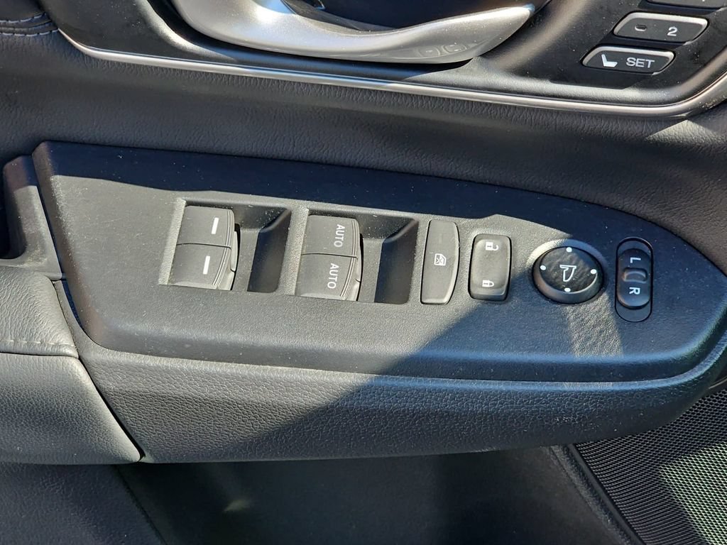 Used 2022 Honda CR-V EX-L image 27