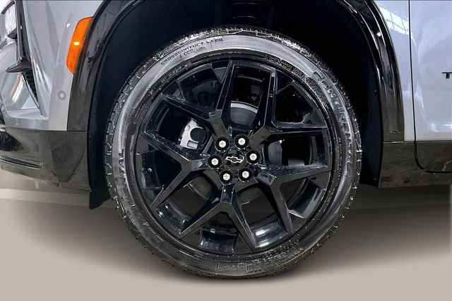 New 2026 Chevrolet Traverse RS w/ LPO, Floor Liner Package AWD/4WD image 12