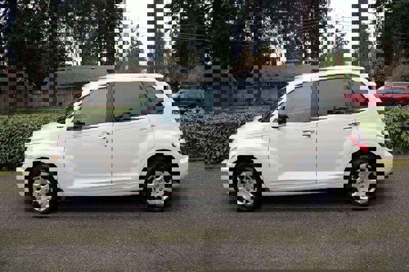 Used 2007 Chrysler PT Cruiser image 12