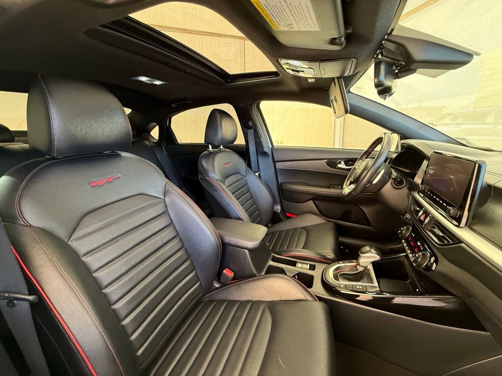 Used 2024 Kia Forte GT w/ GT2 Package image 17