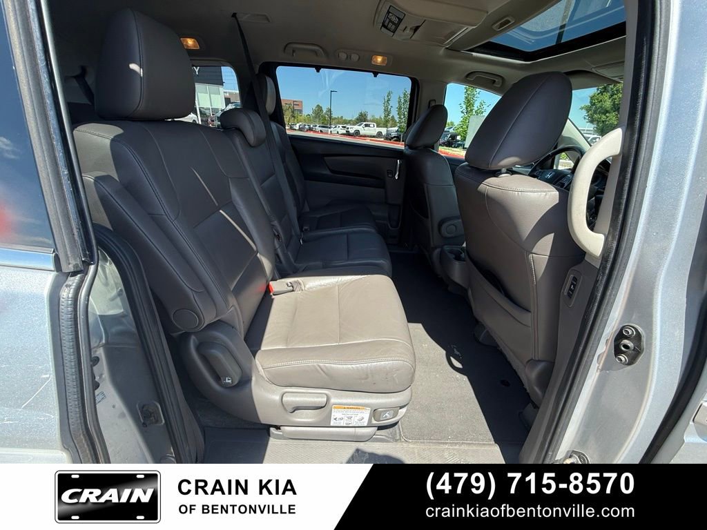 Used 2015 Honda Odyssey Touring image 32