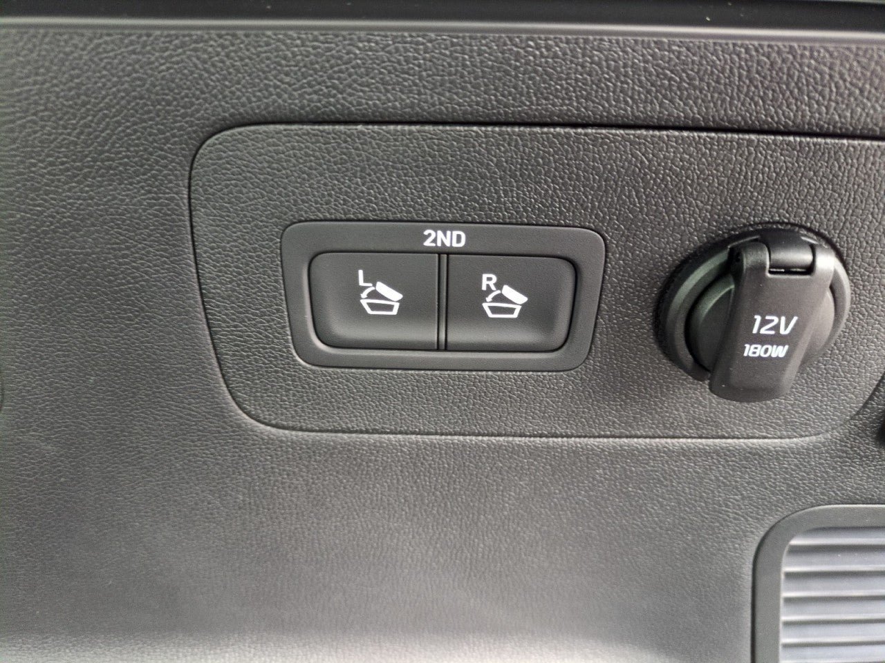 New 2026 Kia Sorento SX Prestige AWD/4WD image 44