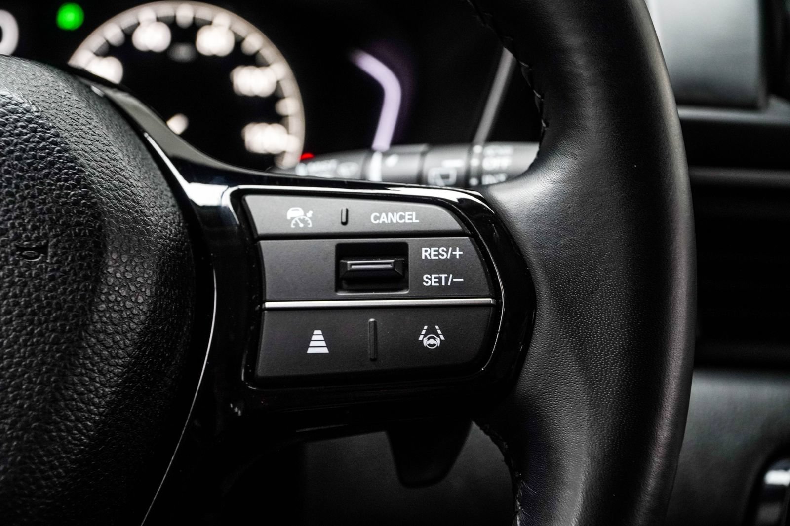 Used 2025 Honda Pilot EX-L image 31