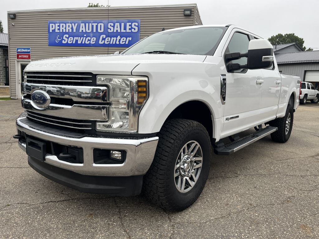 Used 2019 Ford F250 Lariat w/ Lariat Value Package AWD/4WD image 2
