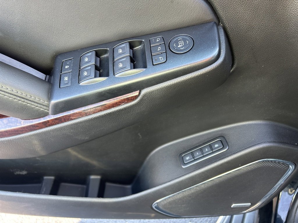 Used 2019 GMC Yukon XL SLT image 11