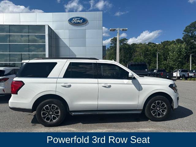 Certified 2022 Ford Expedition XLT RWD image 2