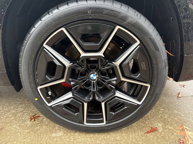 Certified 2024 BMW XM image 28