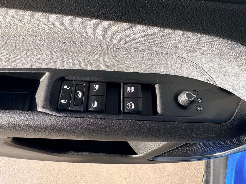 Used 2024 Jeep Compass Latitude image 21