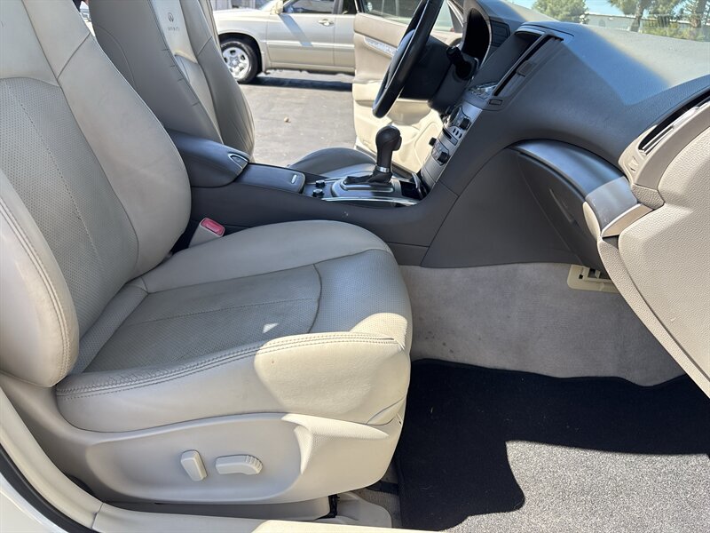 Used 2012 INFINITI G25 Journey RWD image 36