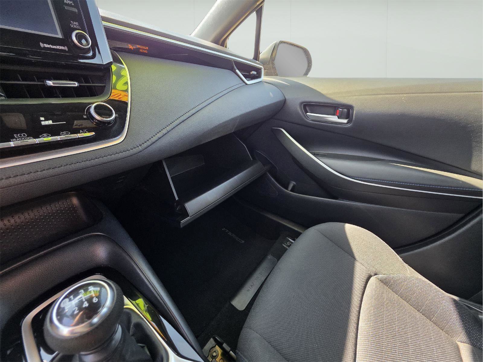Used 2022 Toyota Corolla SE image 23
