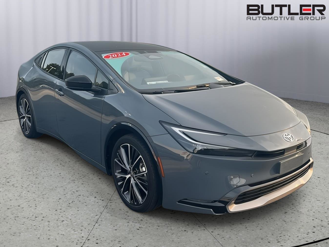 Used 2024 Toyota Prius Limited FWD image 8