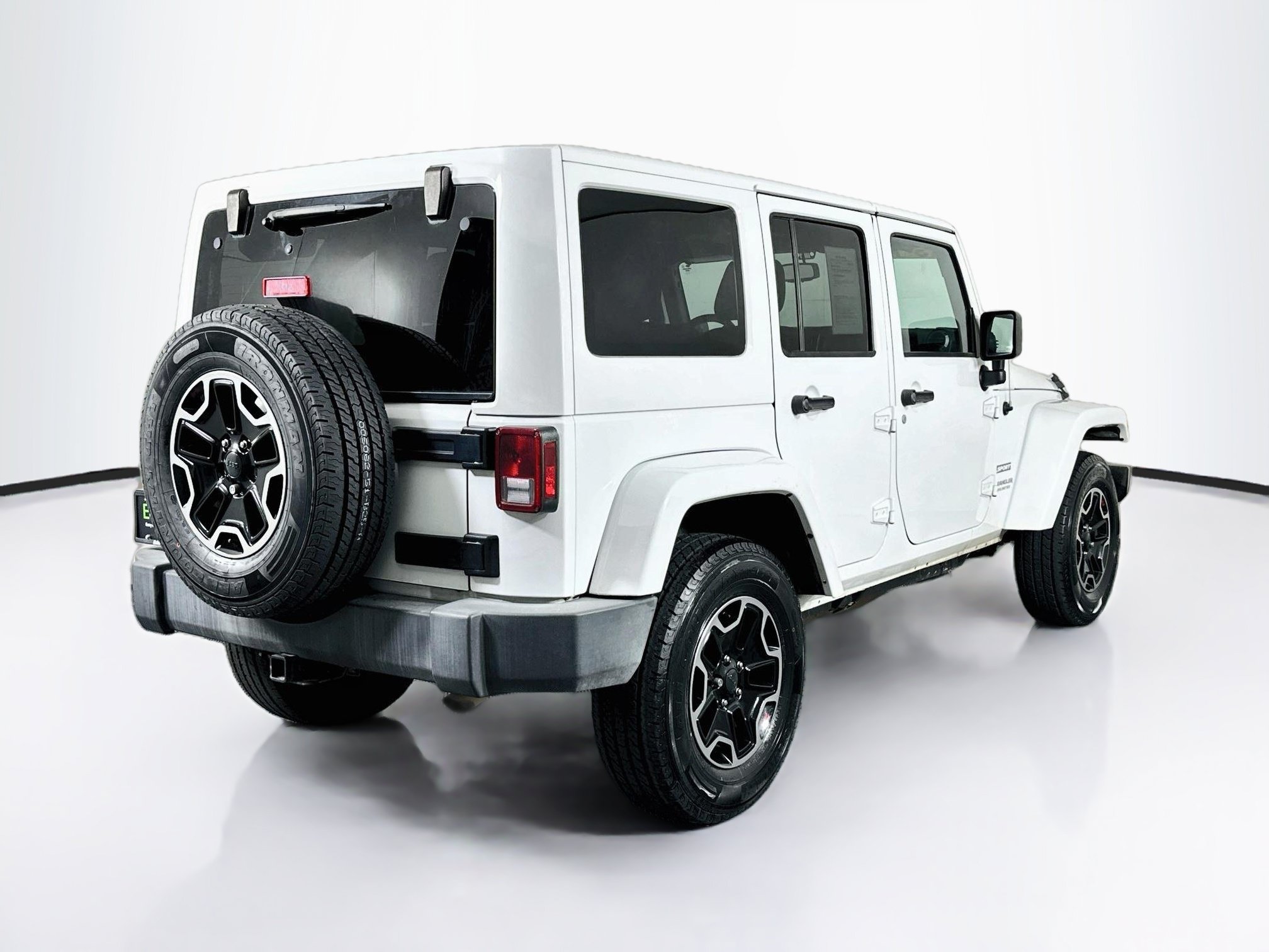 Used 2016 Jeep Wrangler Unlimited Sport w/ Quick Order Package 24S AWD/4WD image 9