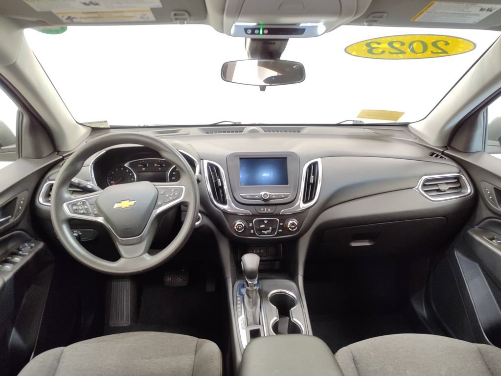 Used 2023 Chevrolet Equinox LT AWD/4WD image 12