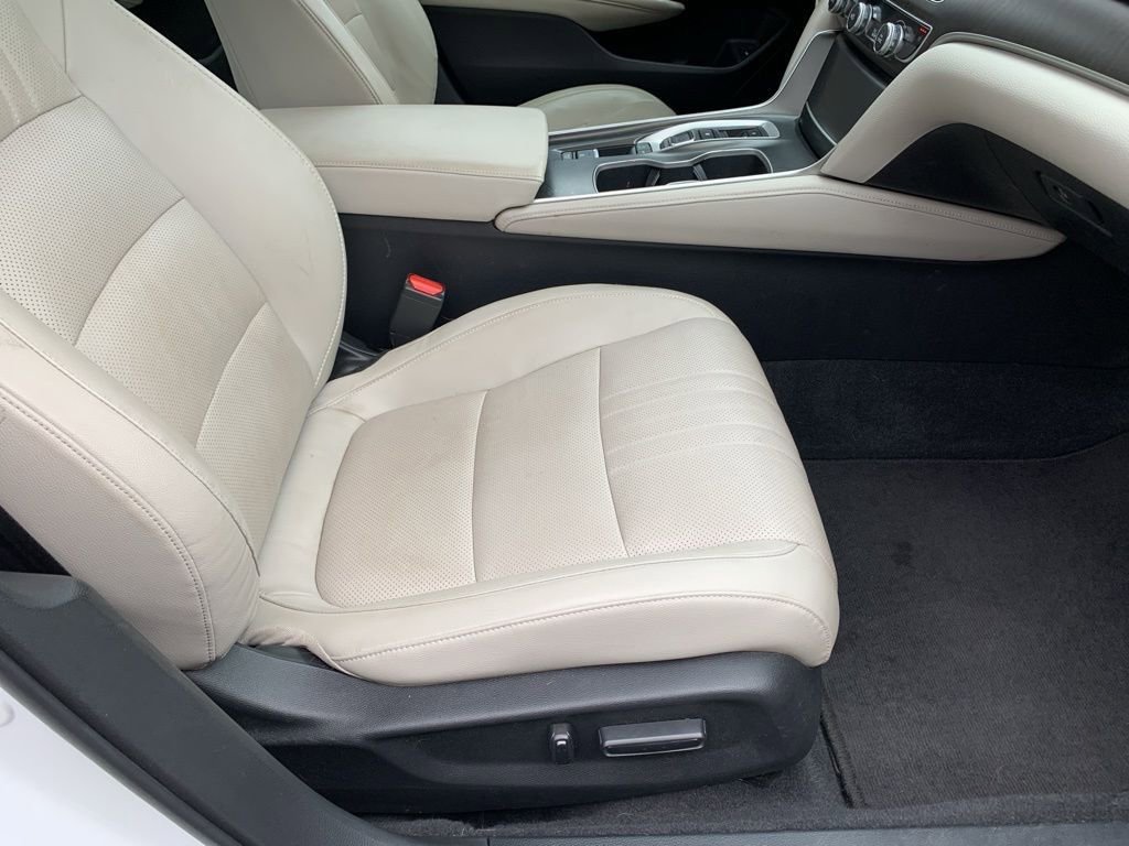 Used 2018 Honda Accord EX-L image 17