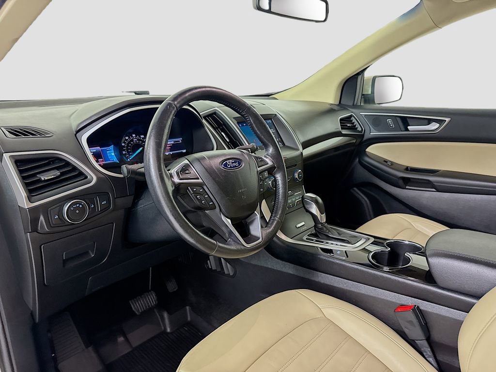 Used 2017 Ford Edge SEL w/ Equipment Group 201A image 10