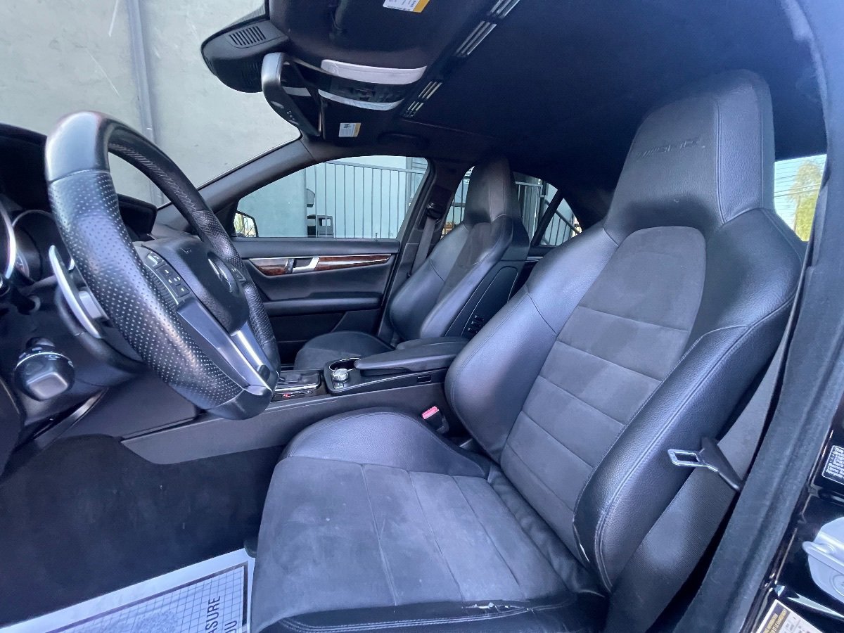 Used 2012 Mercedes-Benz C 63 AMG Sedan w/ Comand 6-disc Pkg image 11