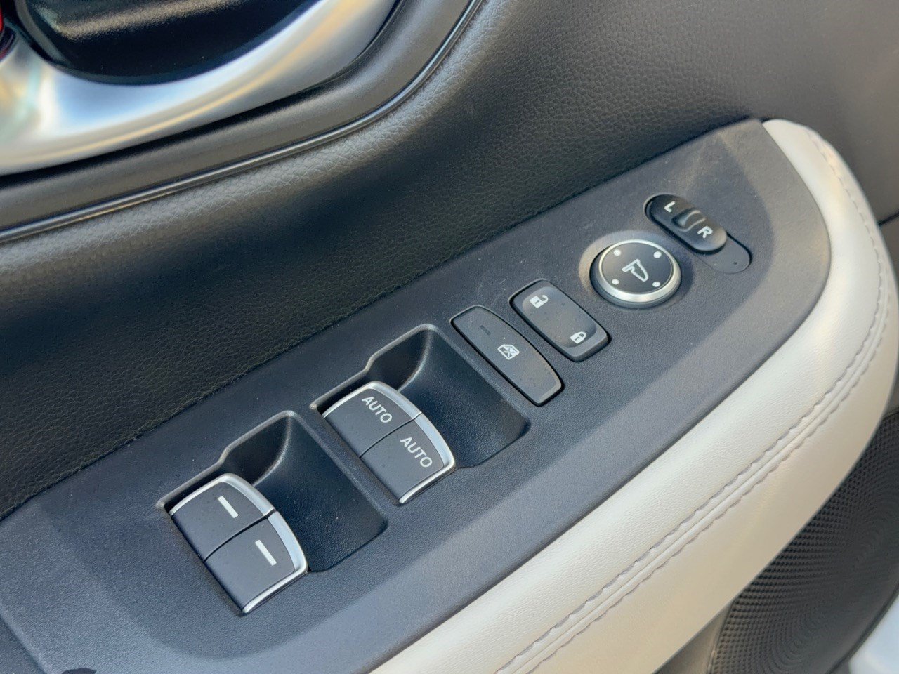 New 2027 Honda HR-V EX-L image 15