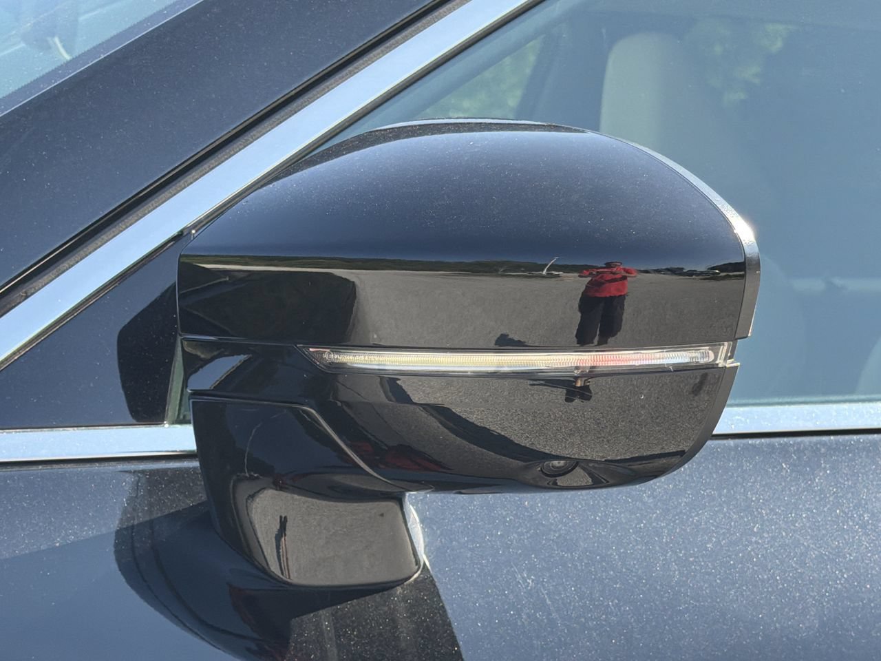 Used 2023 INFINITI QX60 Luxe w/ Cargo Package FWD image 31