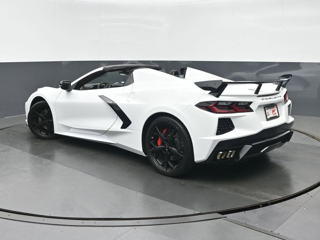 Used 2021 Chevrolet Corvette Stingray Premium Conv w/ Z51 Performance Package RWD image 5