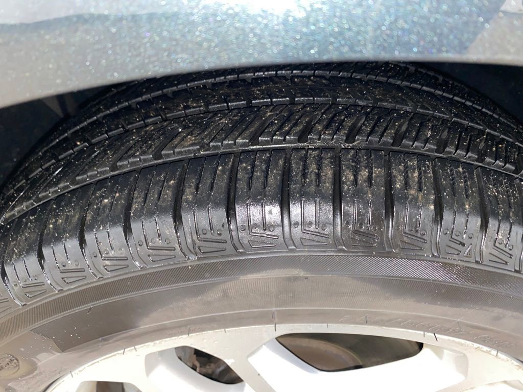 Used 2015 Ford Fusion SE image 23