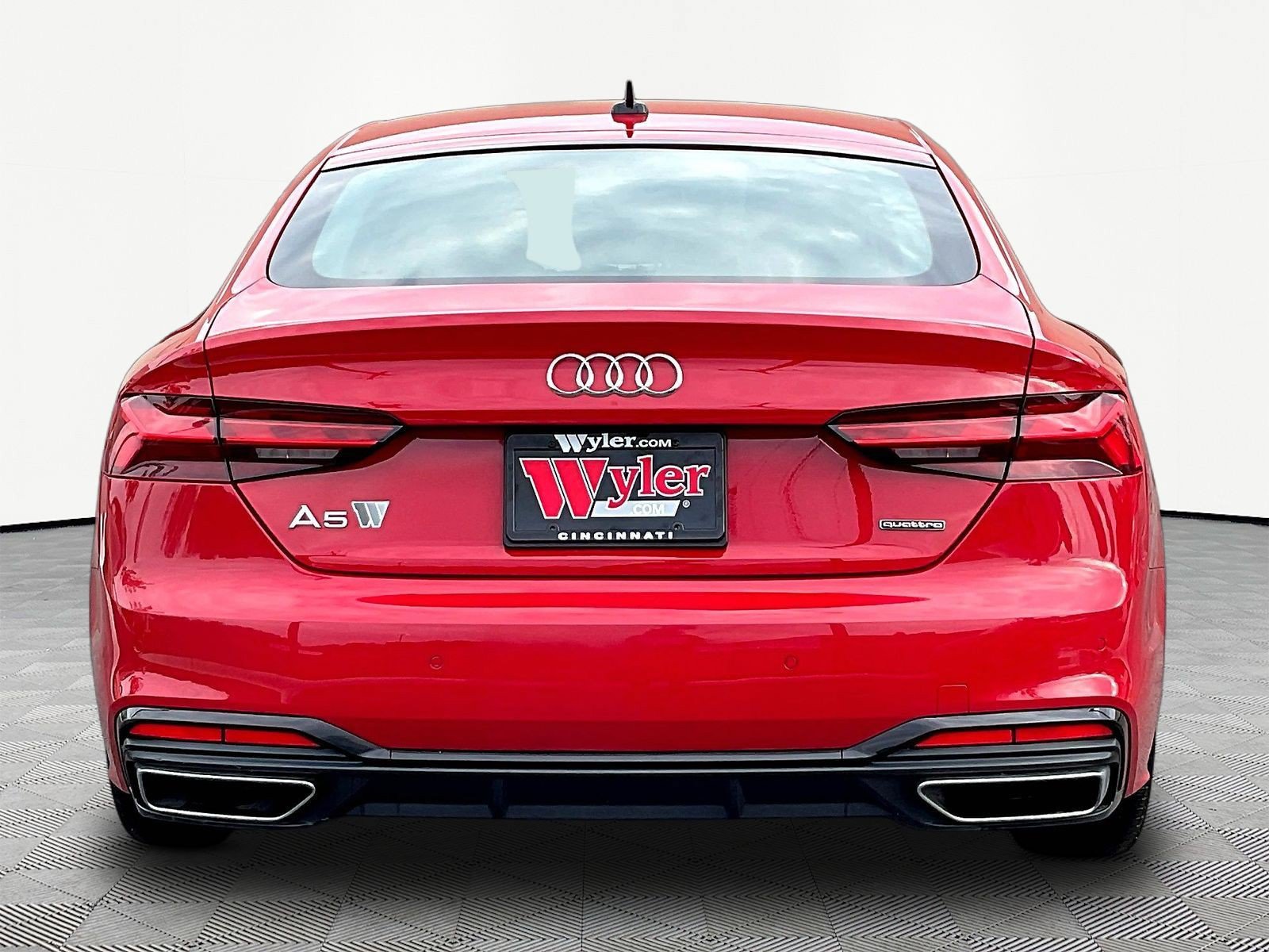 Used 2025 Audi A5 2.0T Premium Plus AWD/4WD image 5