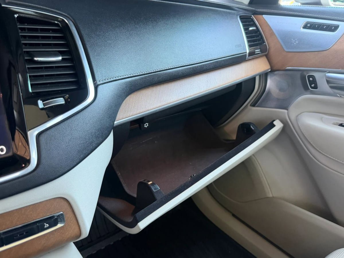 Used 2017 Volvo XC90 T6 Inscription w/ Vision Package AWD/4WD image 63