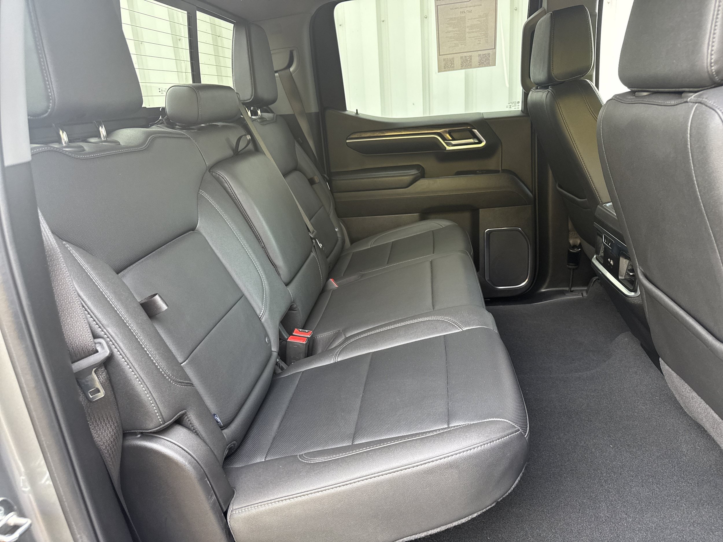 Used 2024 Chevrolet Silverado 1500 LTZ w/ LTZ Premium Package AWD/4WD image 14