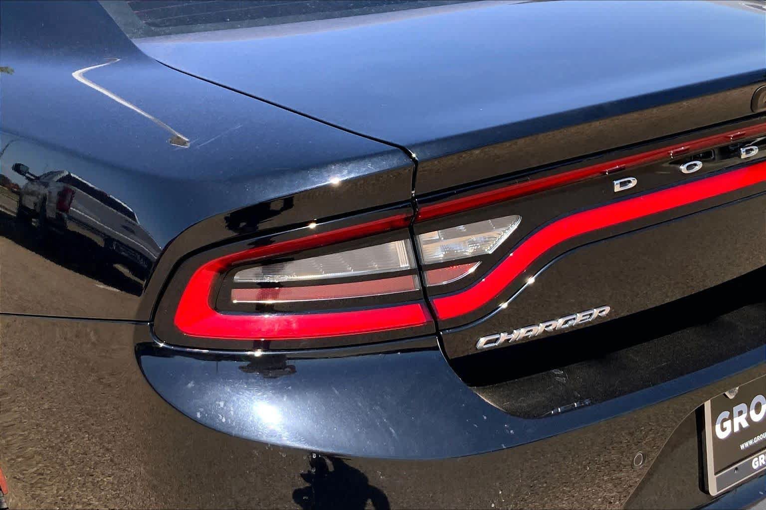 Used 2022 Dodge Charger SXT RWD image 29