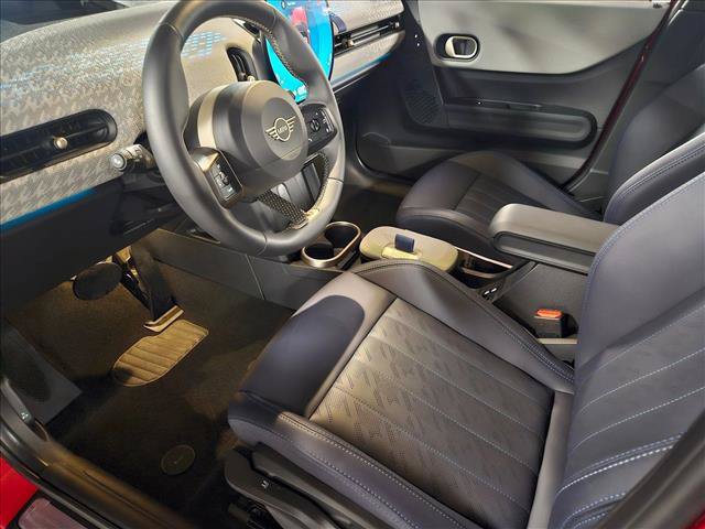 Certified 2025 MINI Cooper S FWD image 9