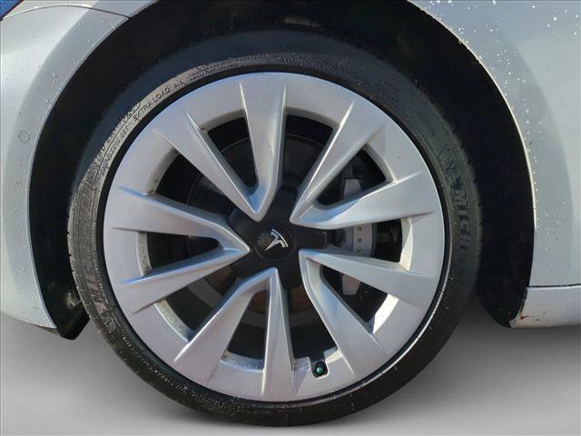 Used 2022 Tesla Model 3 Long Range image 13