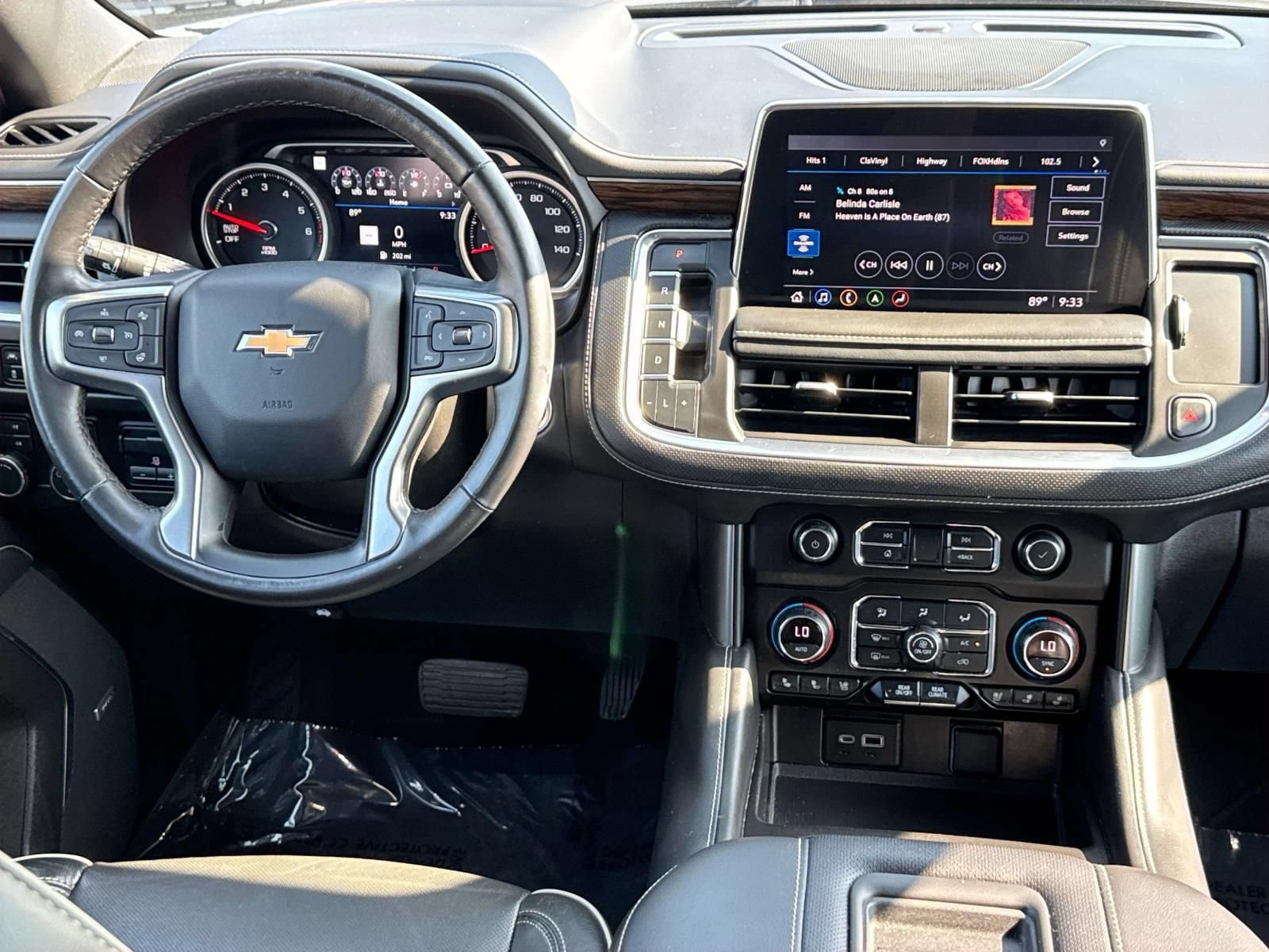 Used 2021 Chevrolet Tahoe Premier w/ Premium Package AWD/4WD image 8