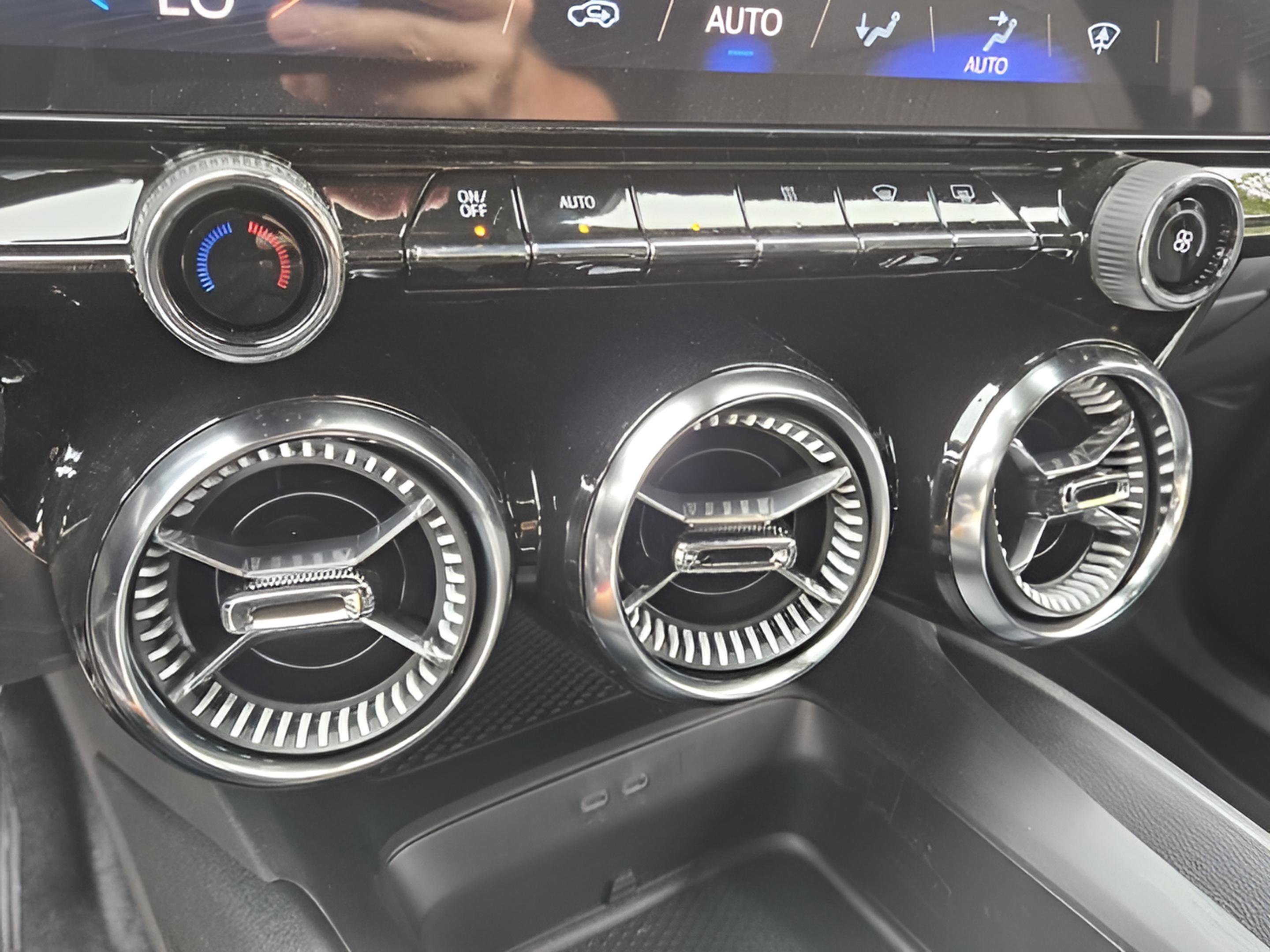 New 2025 Chevrolet Blazer EV LT w/ Midnight/Sport Edition AWD/4WD image 8