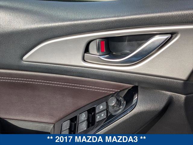 Used 2017 MAZDA MAZDA3 Touring w/ Popular Equipment Package image 11