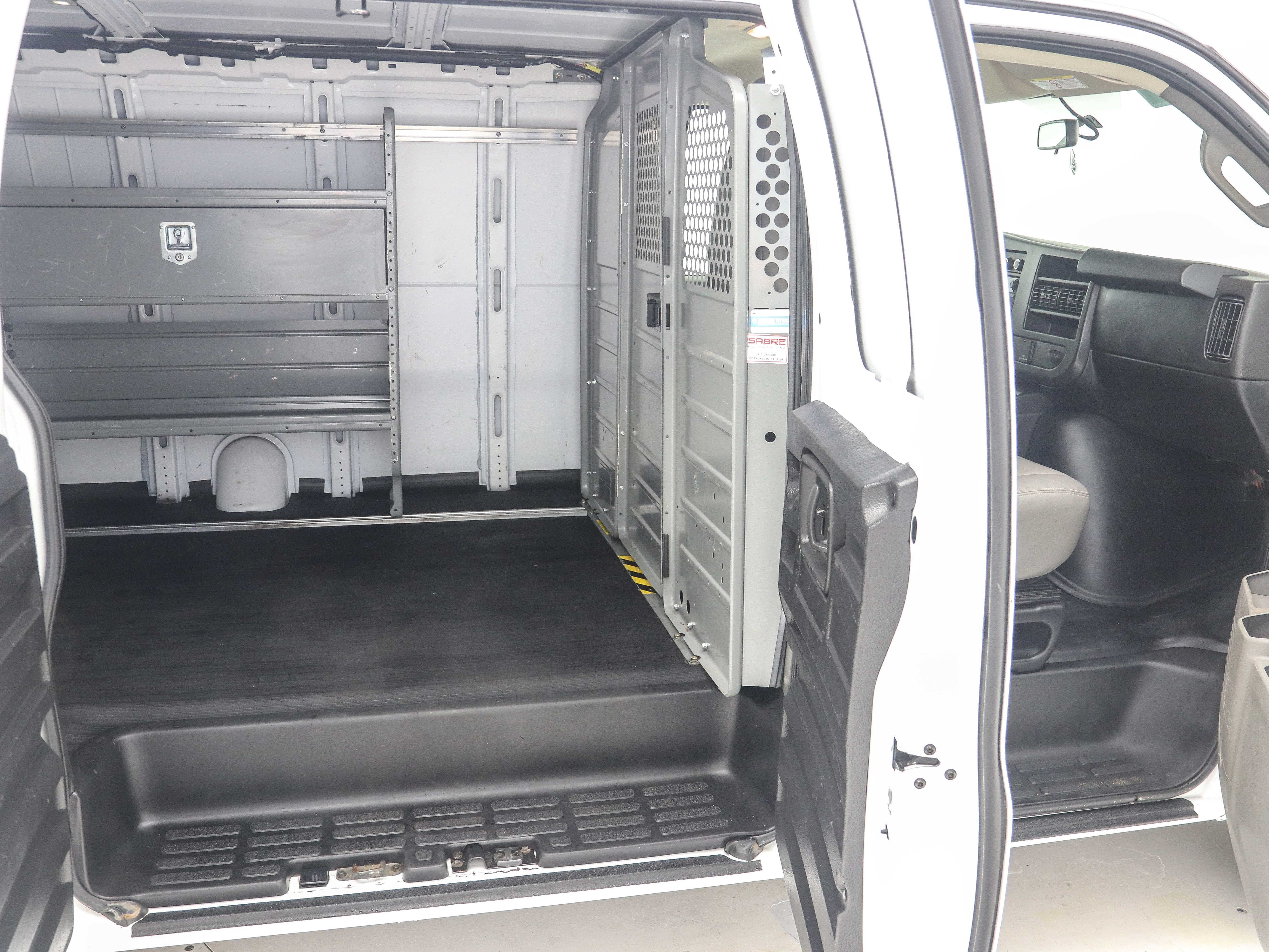 Used 2021 Chevrolet Express 2500 Extended RWD image 15