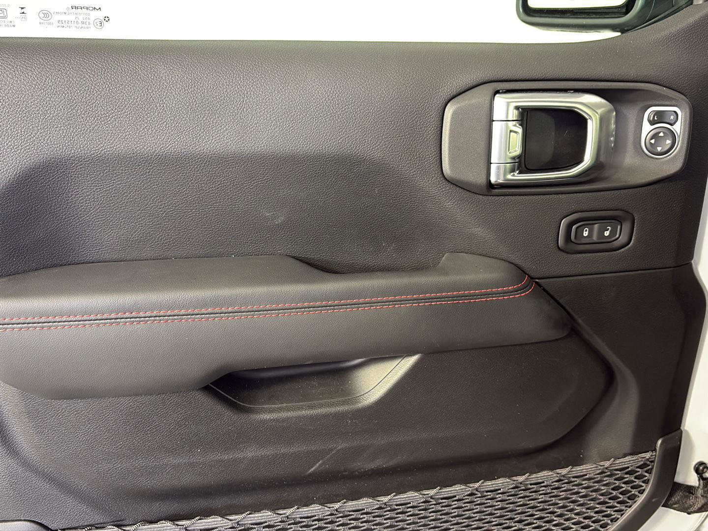 Used 2026 Jeep Wrangler Unlimited Rubicon w/ Steel Bumper Group image 28