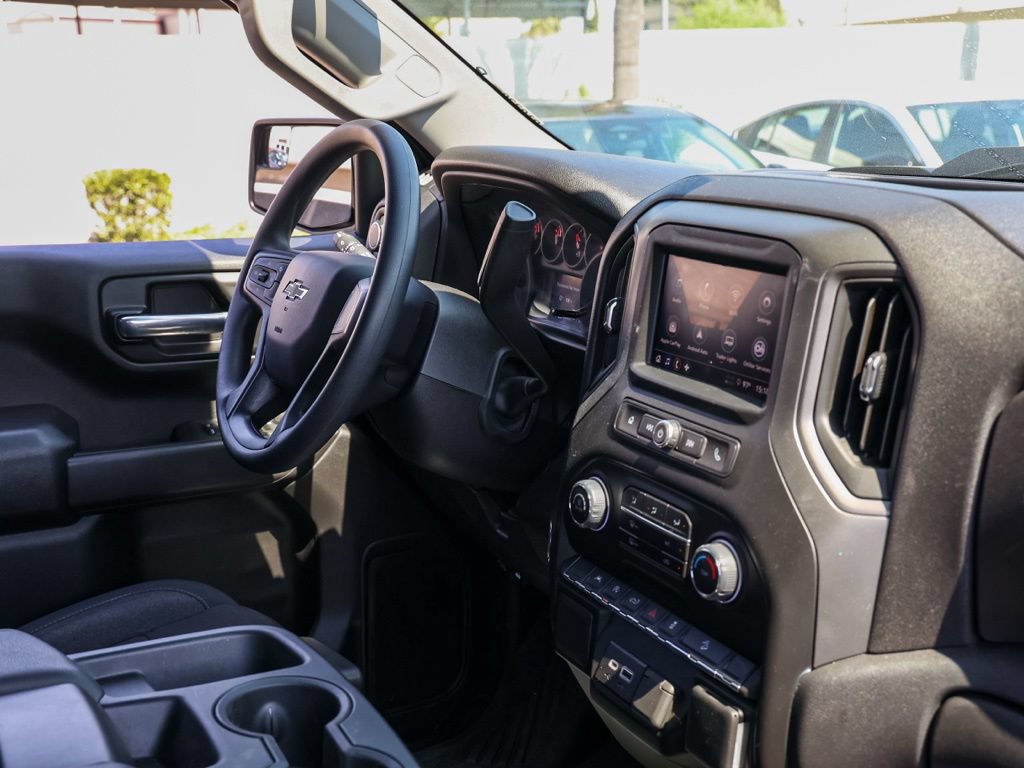 Used 2025 Chevrolet Silverado 1500 Custom Trail Boss AWD/4WD image 19