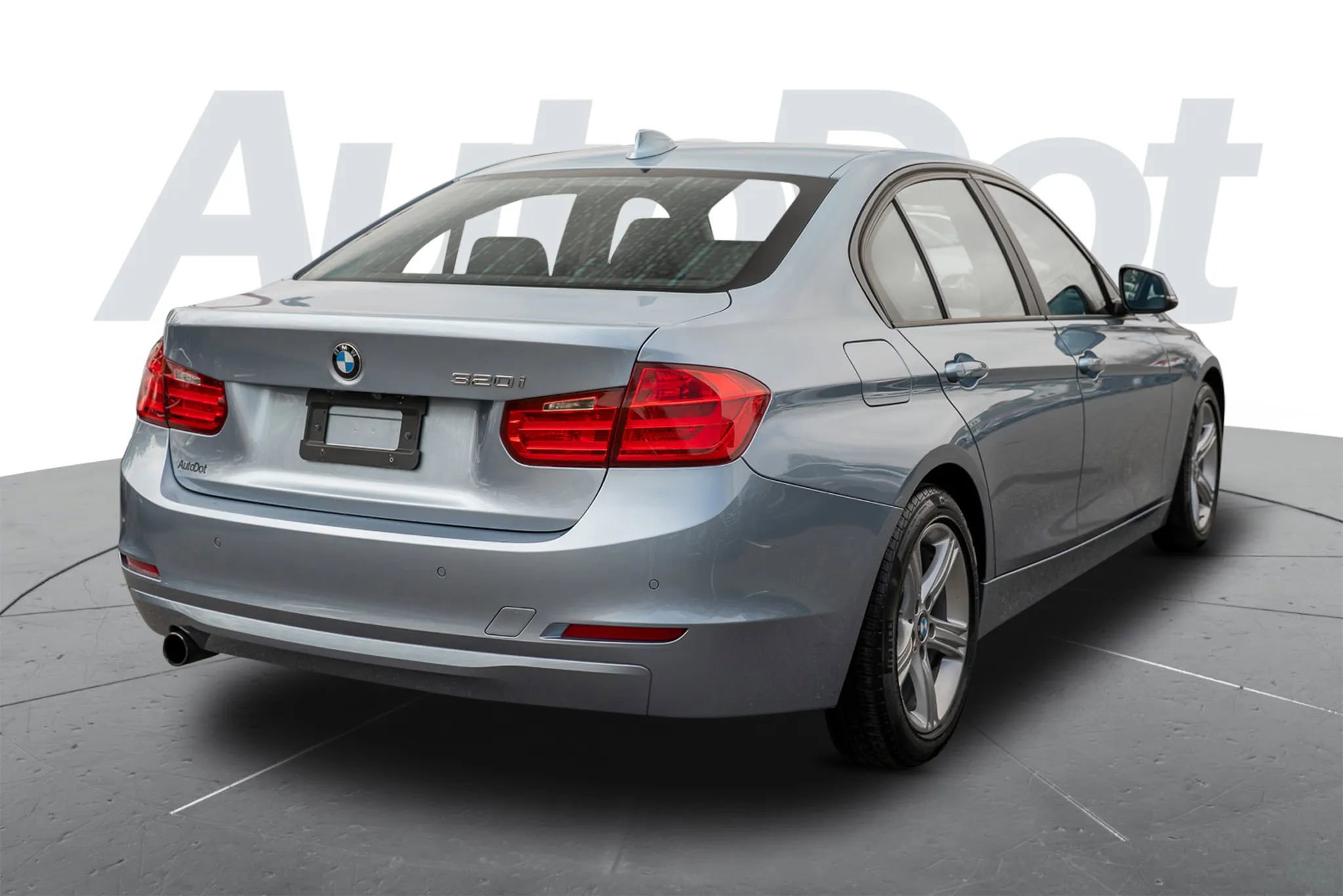 Used 2014 BMW 320i Sedan RWD image 3