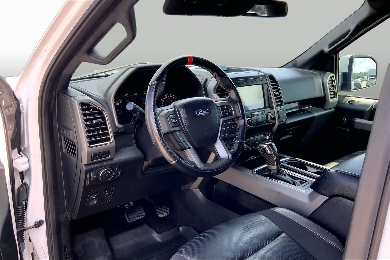 Used 2019 Ford F150 Raptor w/ Equipment Group 802A Luxury AWD/4WD image 18