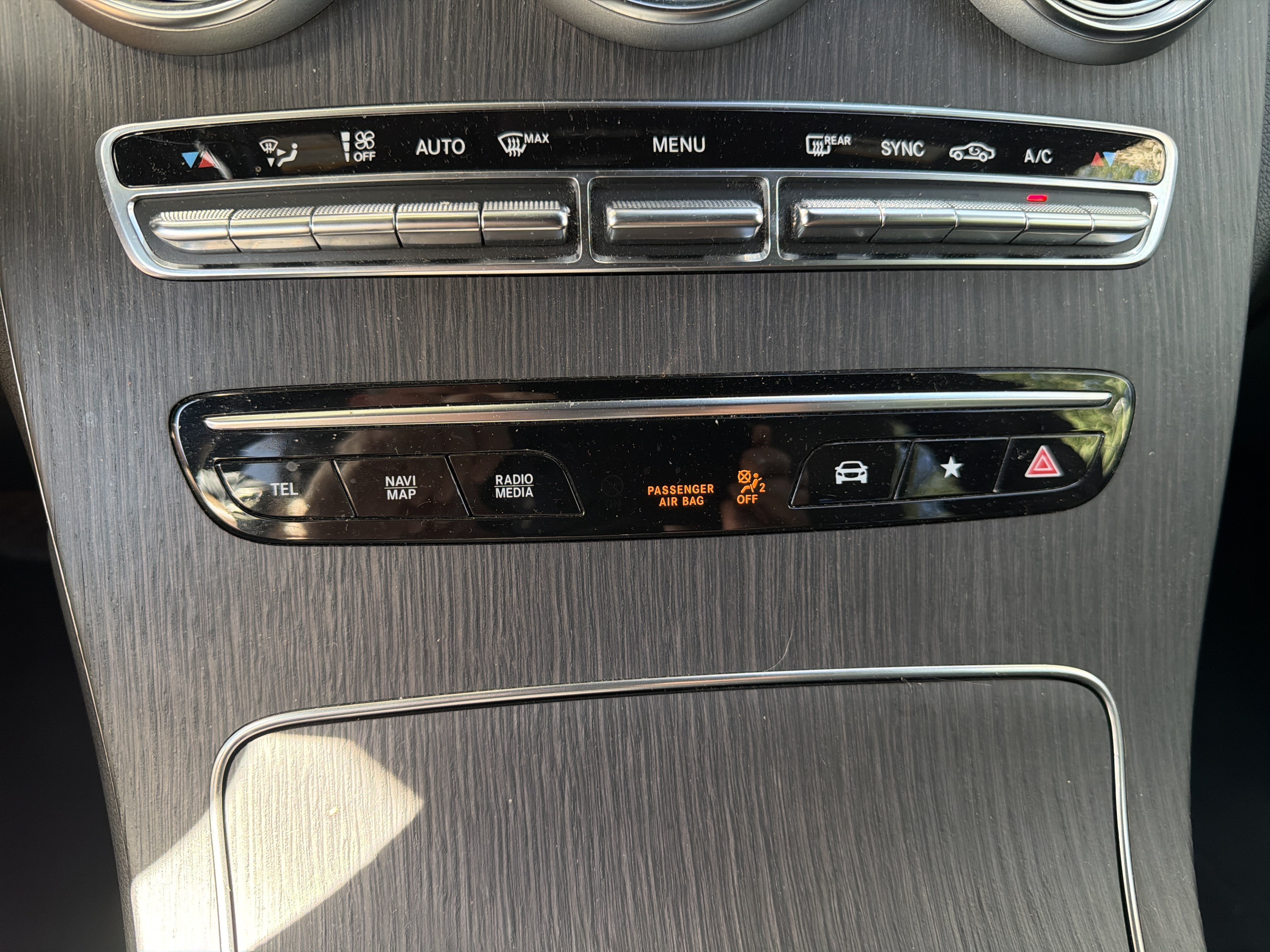 Used 2021 Mercedes-Benz GLC 300 image 25
